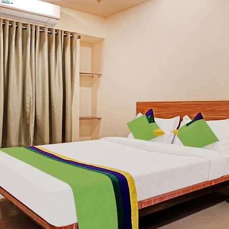 Treebo Trip Sai Krupa Hotel Pune Exterior foto